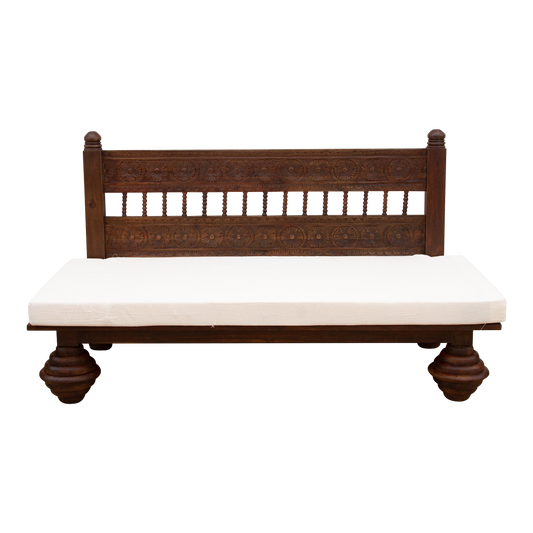 Hand Carved Wooden Sofa with Elegant Traditional Sofa