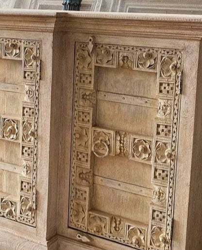 Hand Carved Solid Wooden Entryway Sideboard Cabinet with Four Doors Cabinet - Bone Inlay Furnitures